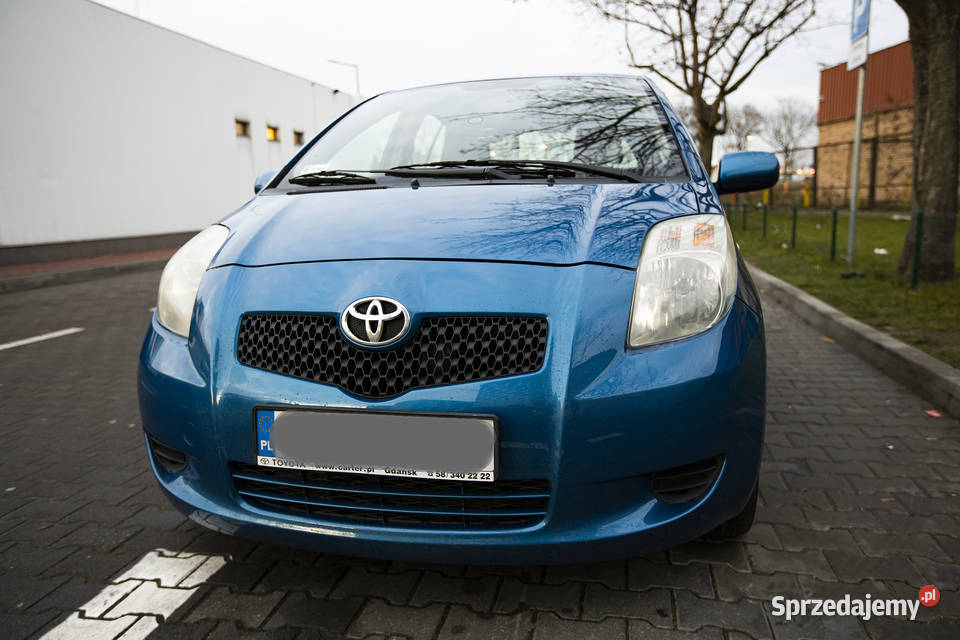 Piękna Niebieska Toyota Yaris 1.3 Opony Zima + Lato 2
