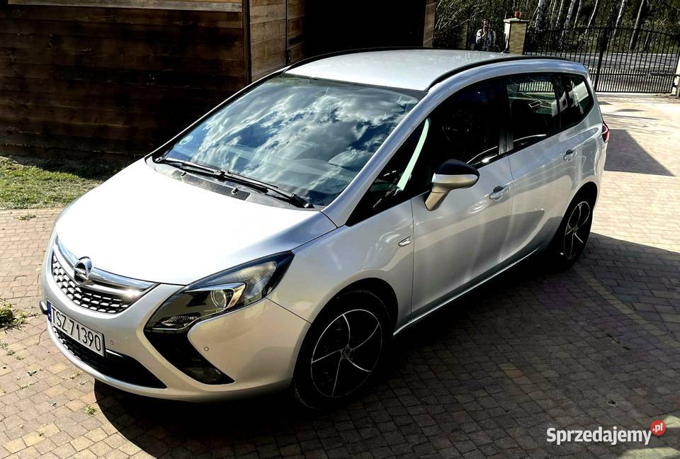 Opel Zafira Tourer 2016 14 Turbo 7os 2 letni Gaz Zafira Staszów