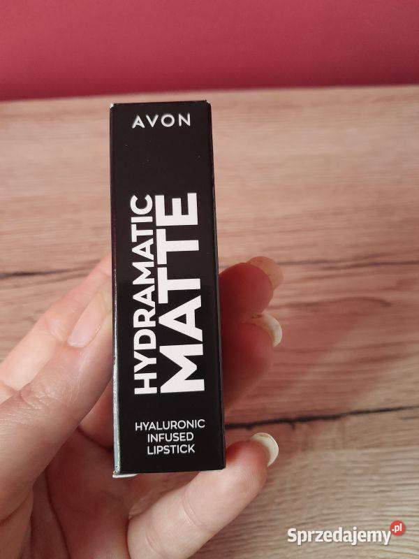 Matowa szminka z kwasem hialuronowym Hydra Berry śląskie Siewierz