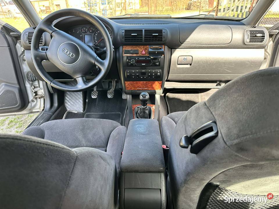 Audi A3 8L 16 benzyna 102 2001 3drzwiowe benzyna Włodawa sprzedam