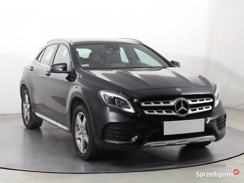 Mercedes GLA GLA 200 relingi dachowe Katowice