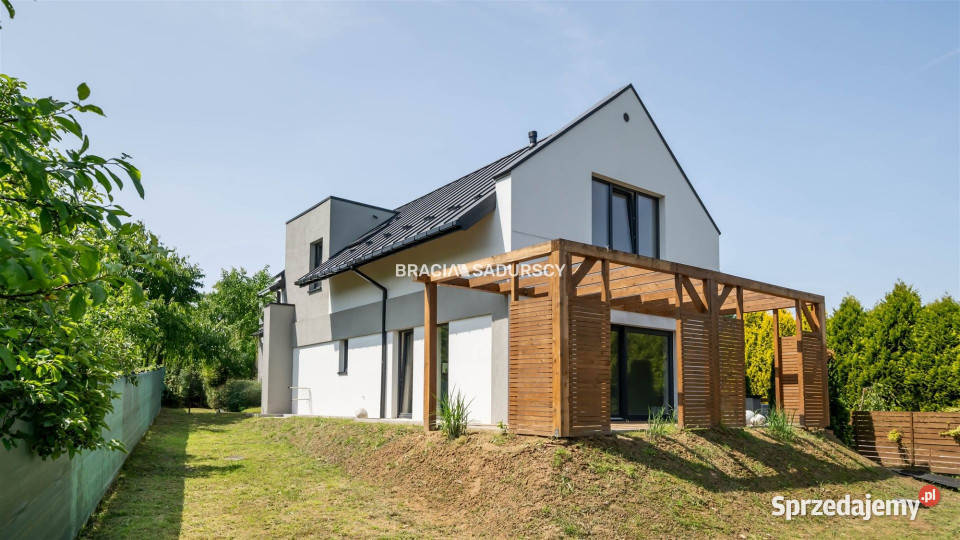 Dom Krzywaczka 17241m2 małopolskie