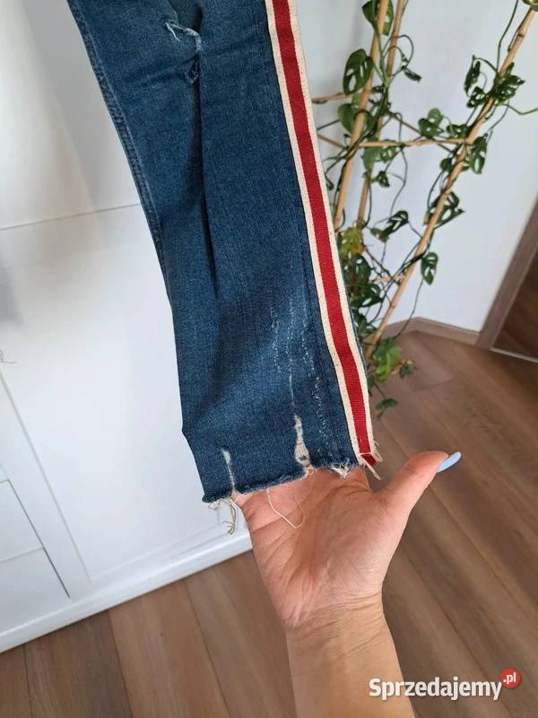 Jeansy Zara z lampasem unikalny styl 36 Trąbki Wielkie sprzedam