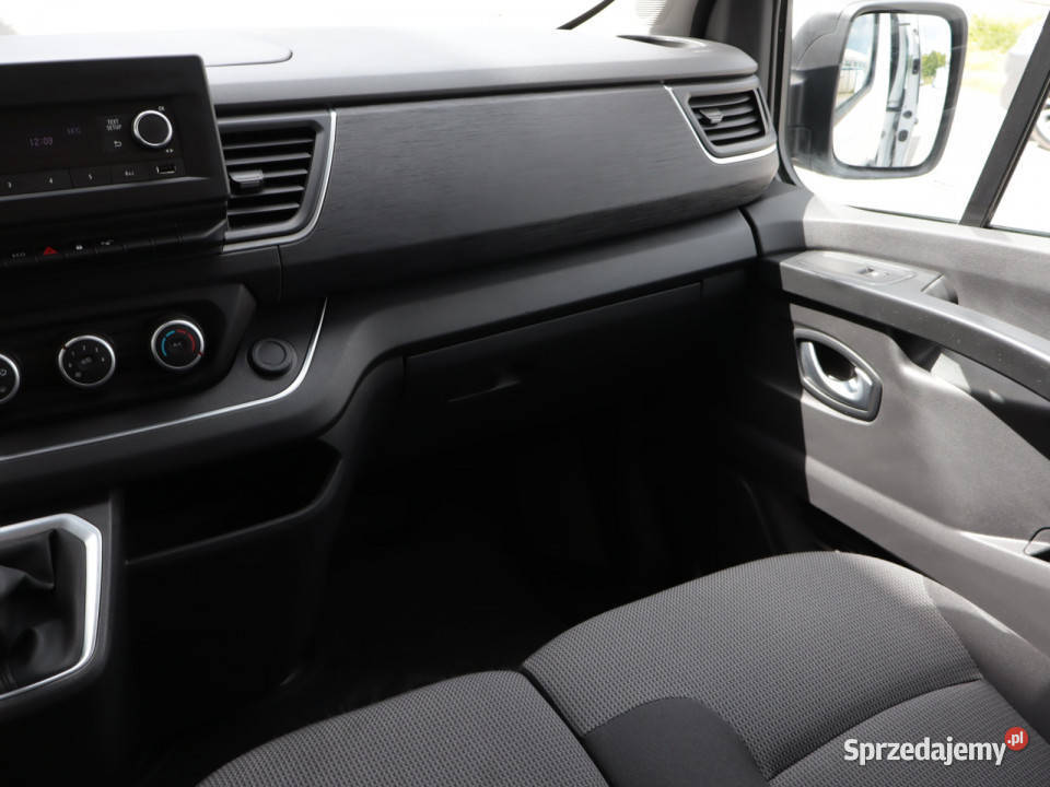 Renault Trafic 20 dCi Piaseczno