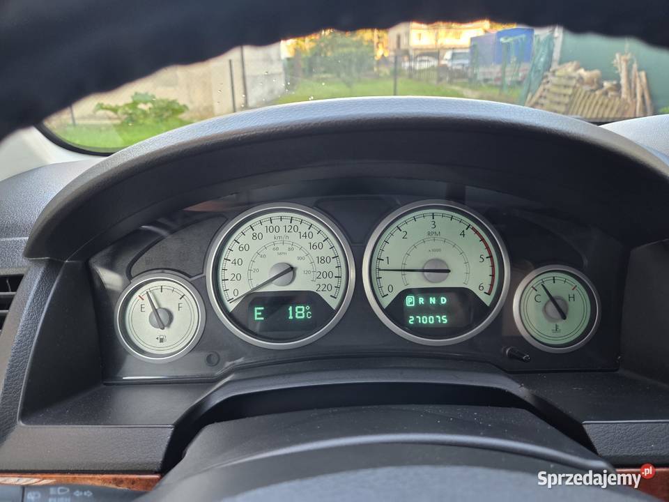 Chrysler Grand Voyager gen V Rumia