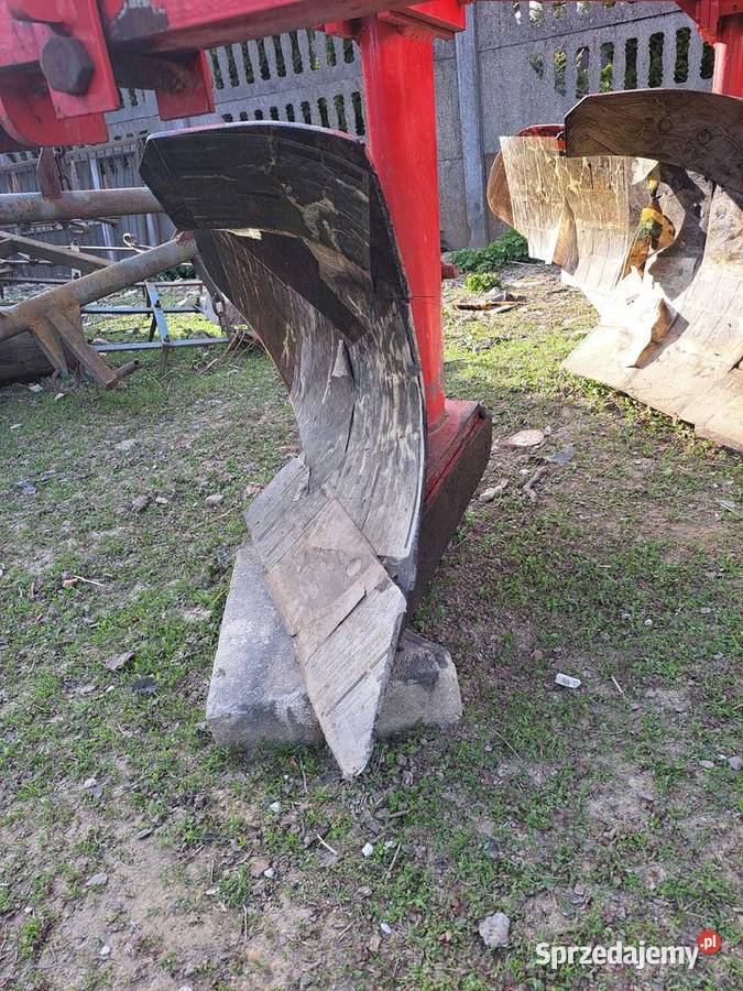 Sprzedam pługi 4 skibowe lubelskie Polichna sprzedam