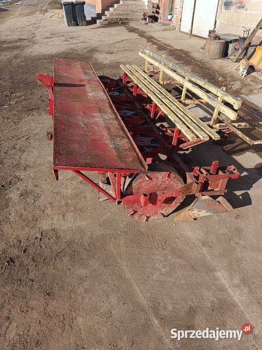 Sadzarka do ziemniaków Siewniki i sadzarki łódzkie Warta