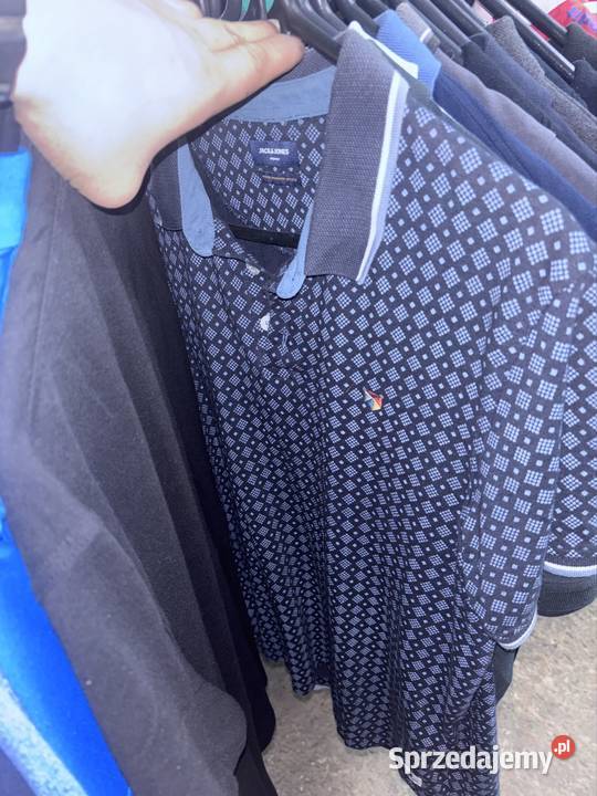 Odzież używana sortowana na różne kategorie Turek