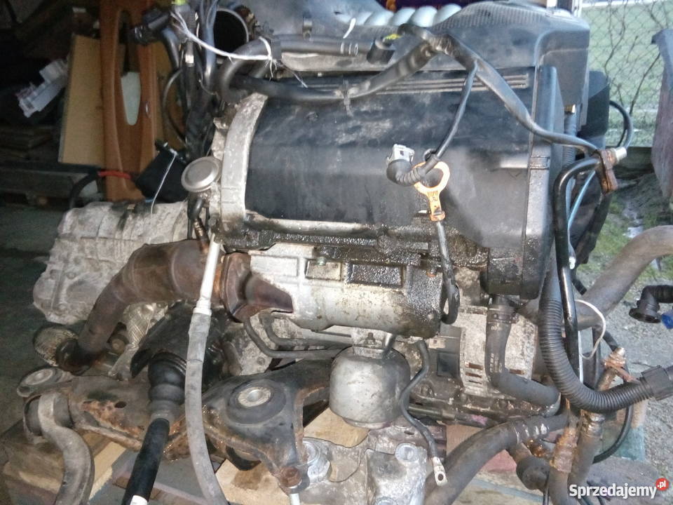 Sprzedam silnik 28 30V z Skody Superb Części samochodowe Bełchatów