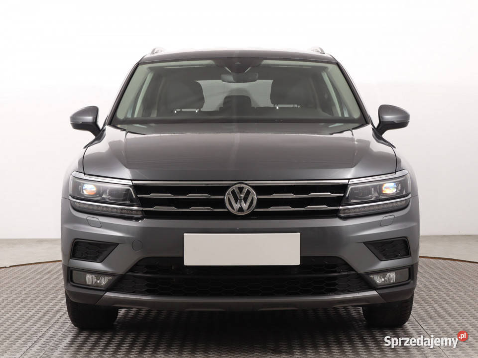 VW Tiguan Allspace 14 TSI światła LED Katowice