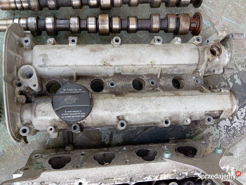 Głowica golf 4 14 16v zestaw 036103373t osobowe świętokrzyskie Busko-Zdrój