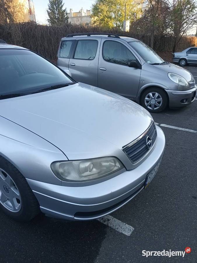Opel Omega 22 kombi automat benzyna 2001r podkarpackie Przemyśl