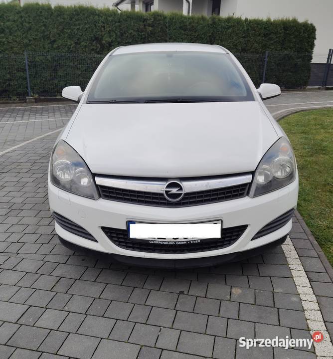 Opel Astra GTC 90 benzyna 2009 r Leżajsk