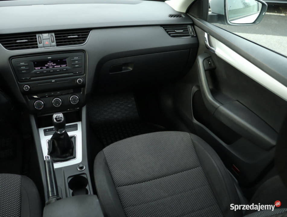 Skoda Octavia 14 TSI nieuszkodzony
