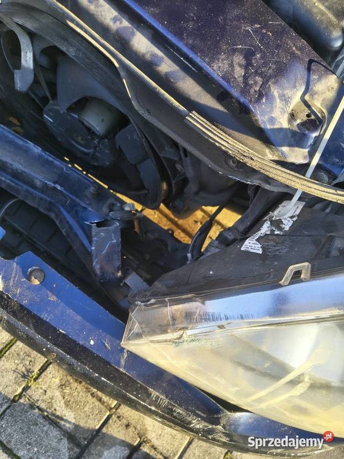 Citron Xsara II 16 benzyna 2004 uszkodzony na kupiony w Polsce Stanisławów Pierwszy