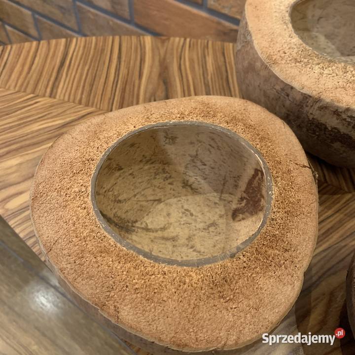 Doniczka z łupiny kokosa Doniczki i osłonki Bochnia