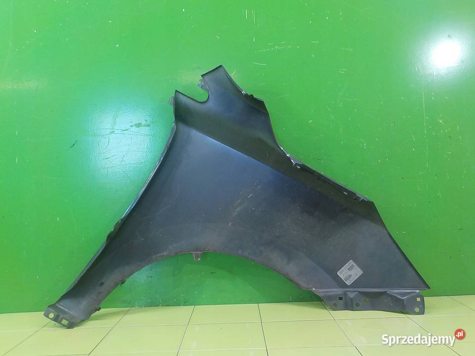 HYUNDAI ix35 10r 5D blotnik lewy przod