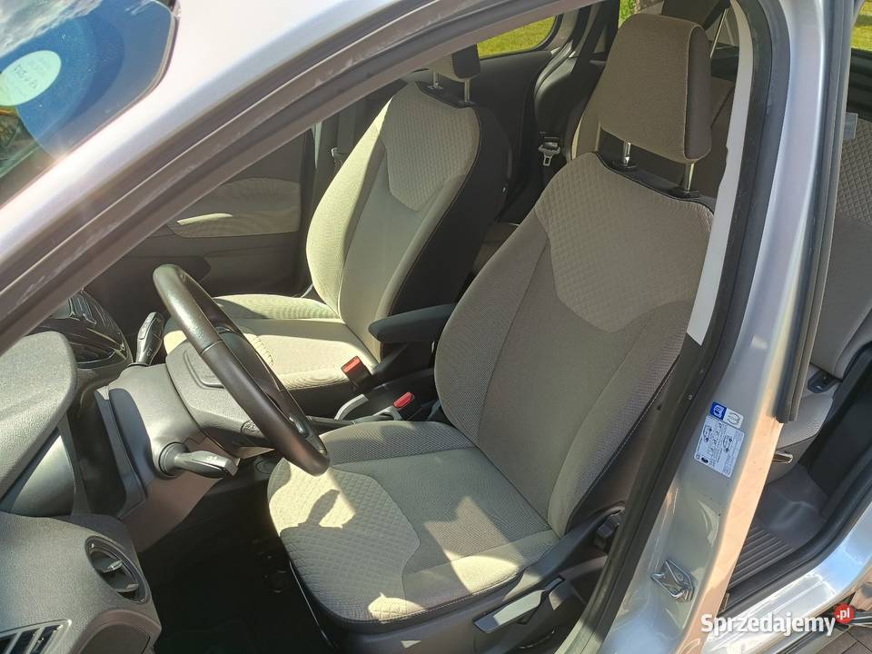 Ford Tourneo Courier 2019 salon polski Motoryzacja łódzkie