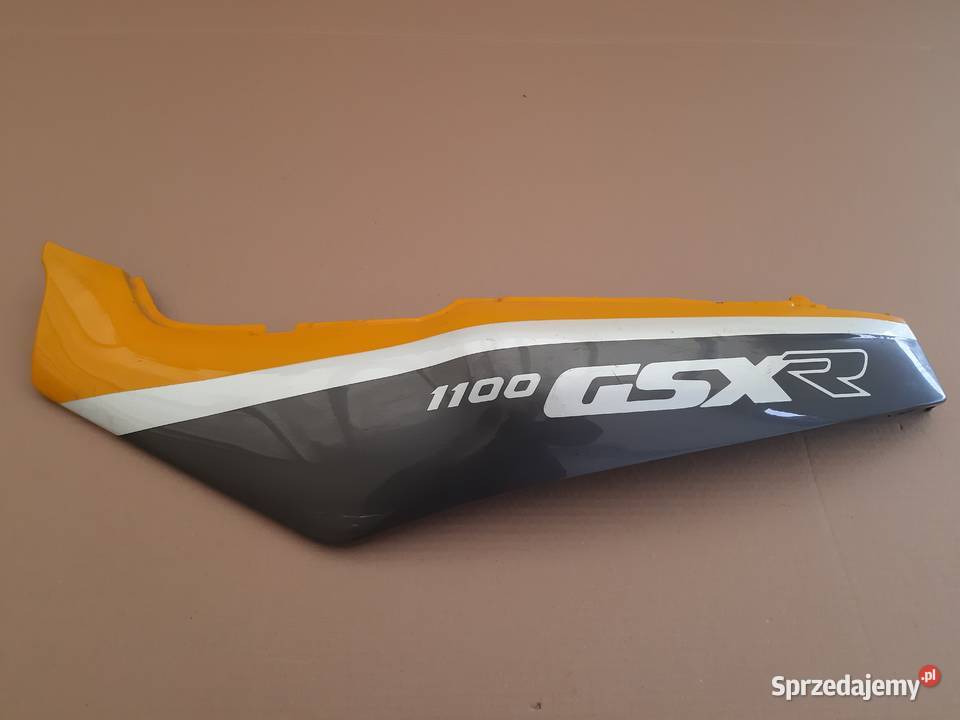 SUZUKI GSXR 1100 BOCZEK LEWY OGON OWIEWKA Trzciel