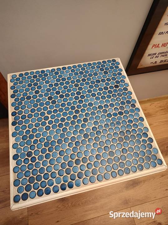 Stolik ozdobny do domu na balkon taras