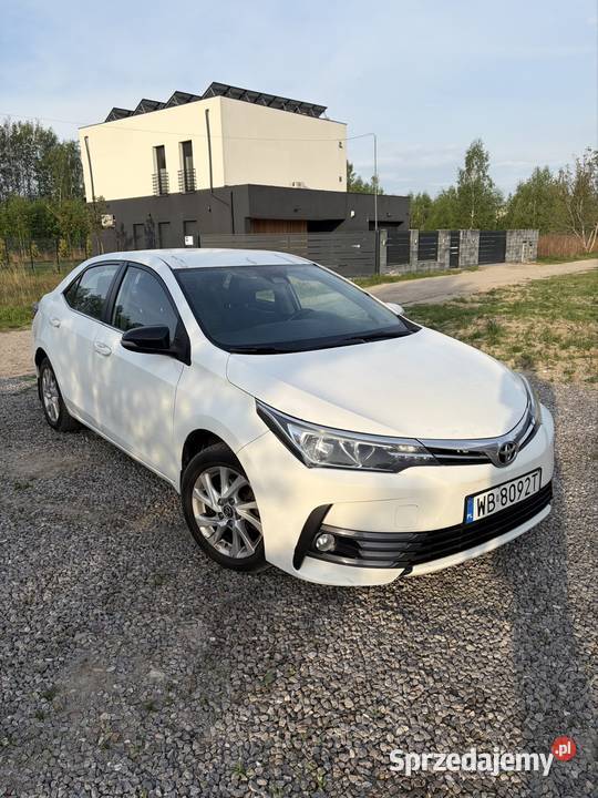 Toyota Corolla 16 benzyna z gazem Rok produkcji 2019 Warszawa