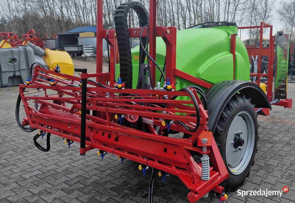 Opryskiwacz polowy przyczepiany 1200 litrów na Gostyń sprzedam