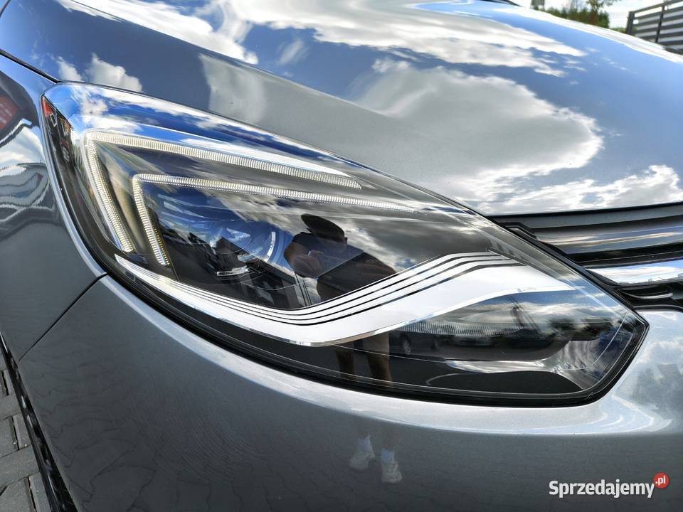 Opel Zafira LIFT 2017r POSZANOWANA Niski VAT marża Zarszyn