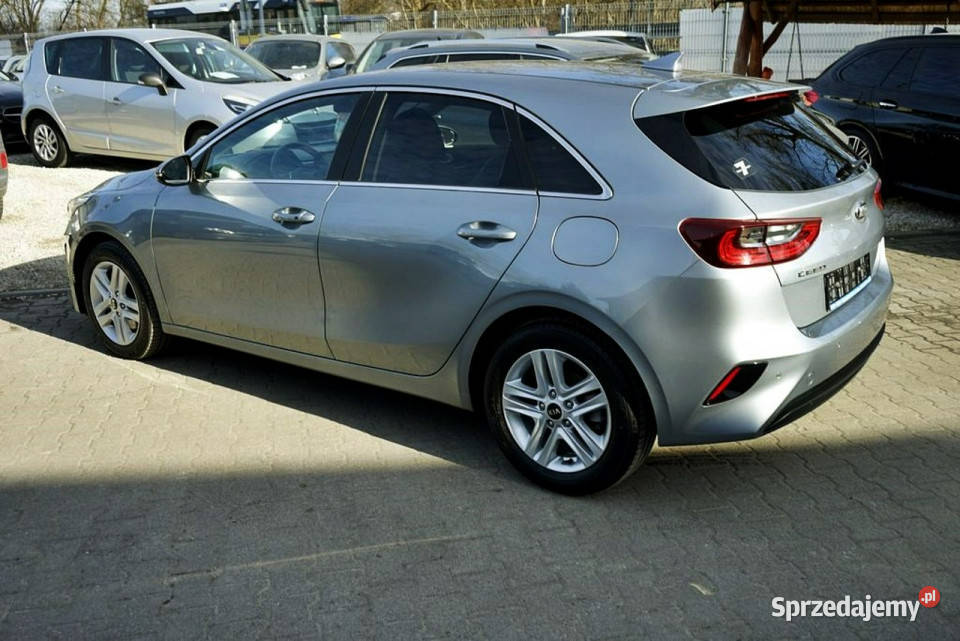 Kia Ceed 16TDCI Klima NAVI alu serwis III 2018 Rok produkcji 2020 Płock sprzedam