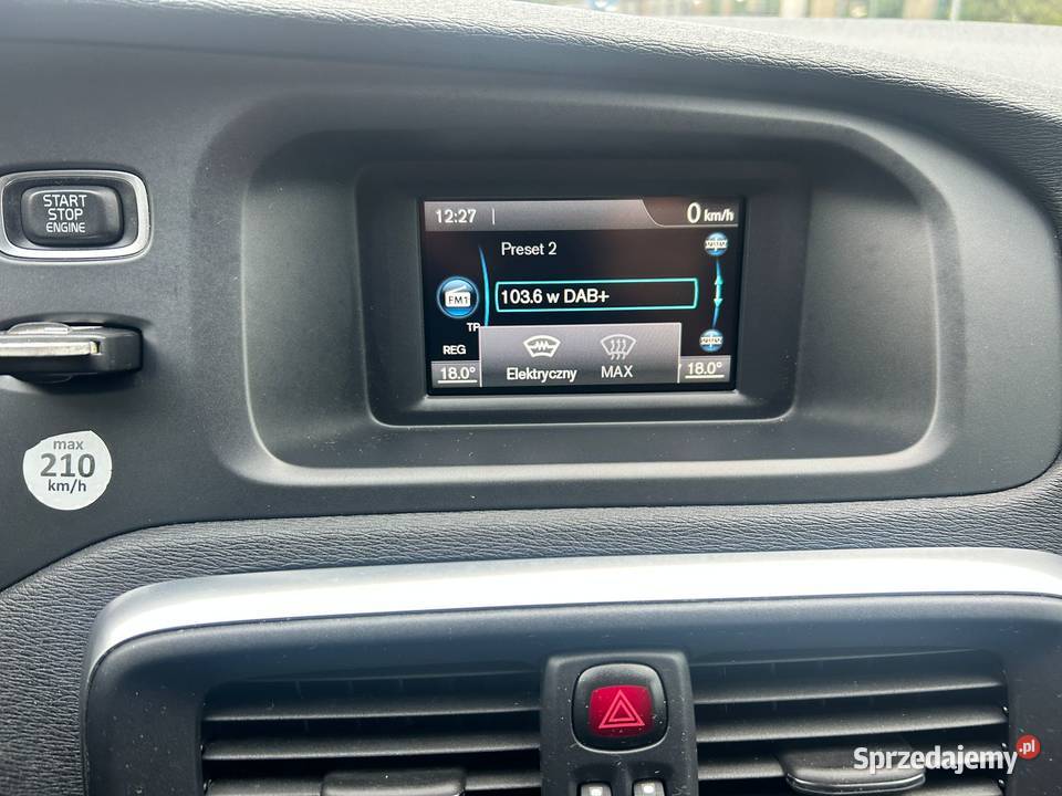 Volvo V40 16 Diesel MOMENTUM bluetooth Samochody osobowe