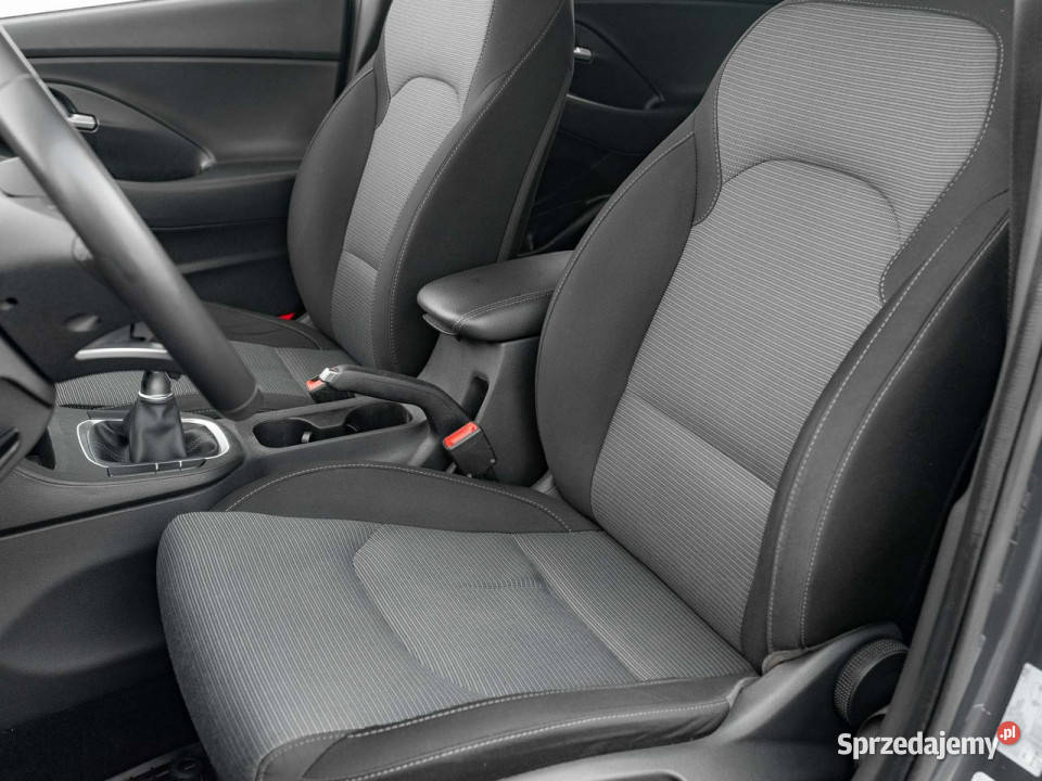 Hyundai i30 GD8A80515 DPI Classic Bluetooth światła LED Pępowo