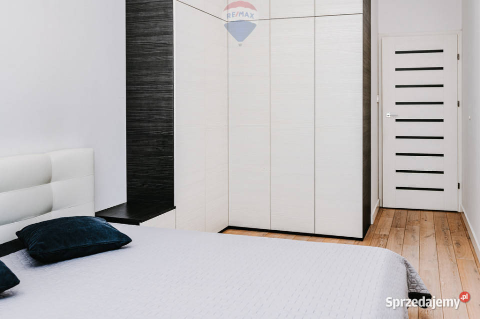 3 pokoje metrze Warszawa sprzedam