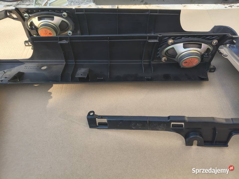 VW PASSAT B3 KOMBI WSZYSTKIE PLASTIKI BAGAŻNIKA Białystok