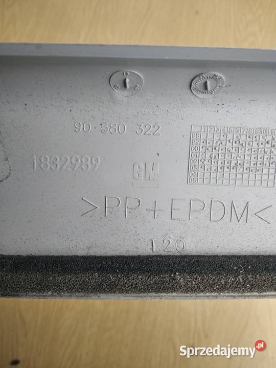 Osłona plastiki tapicerka klapy 90580322 tapicerki samochodowe łódzkie Krośniewice