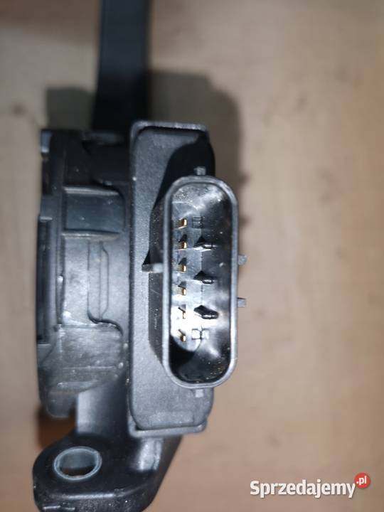 PEDAŁ GAZU AUDI A4 A5 Q5 8K1721523A