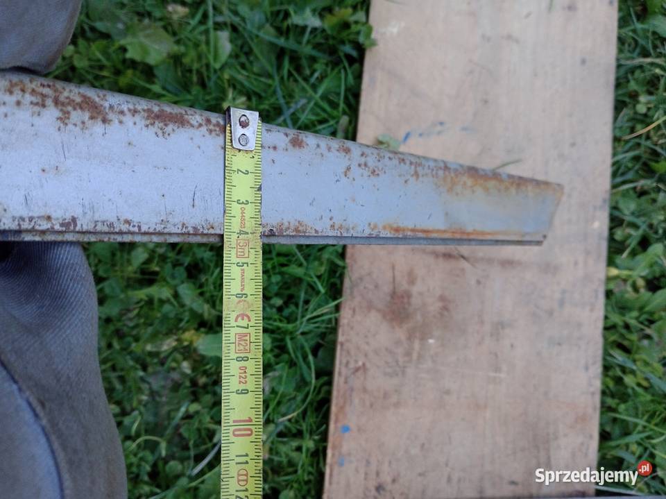 Kątownik 60x40x2 25 m na regał półki Bobrek