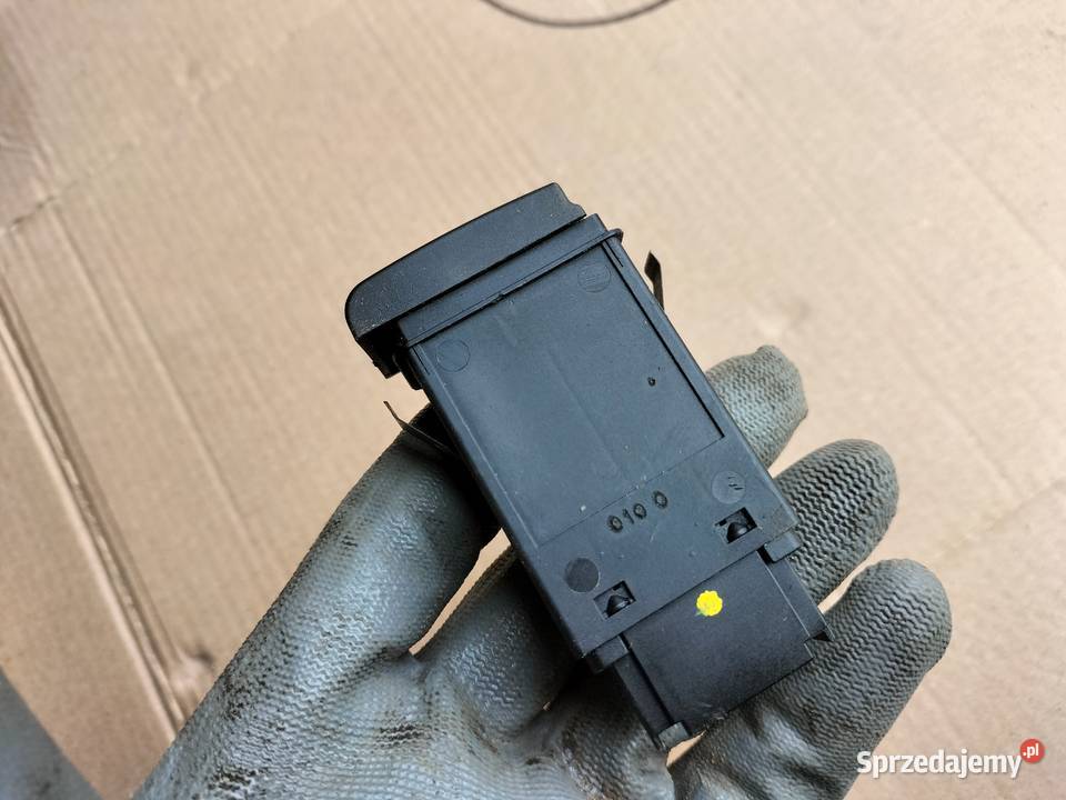 VW LUPO 6X0953235A WŁĄCZNIK ŚWIATEŁ AWARYJNYCH Kamień-Kolonia