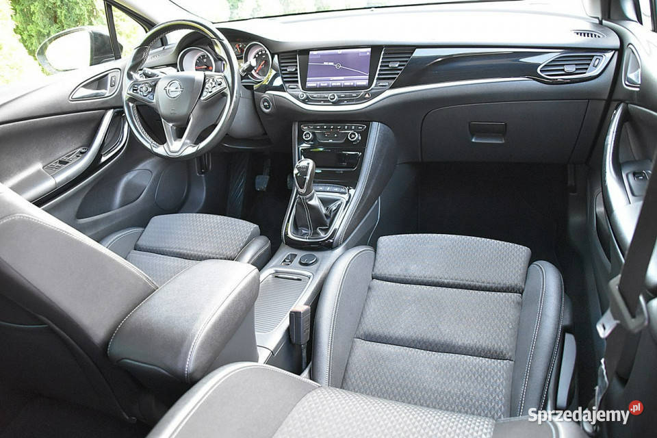 Opel Insignia 14T 150 Led PółSkóra Navi Kamera isofix sprzedam