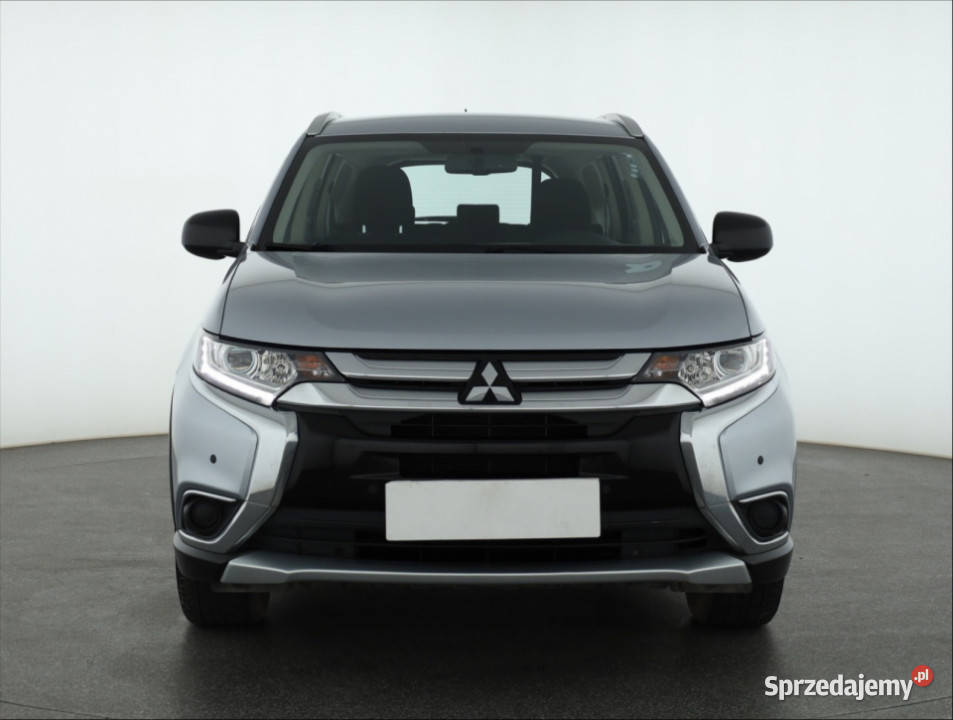 Mitsubishi Outlander 20