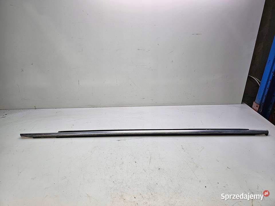 LISTWA CHROM DRZWI AUDI A3 8V PRAWY PRZÓD