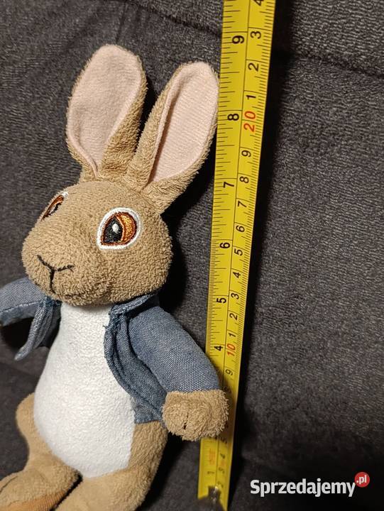 pluszowa maskotka Piotrusia Królika z wersji Poznań