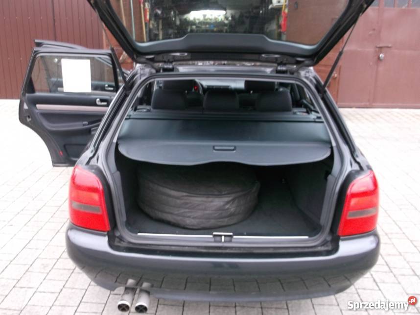 Audi A4 B5 28 Quattro Benzyna Gaz podgrzewane fotele Stalowa Wola sprzedam