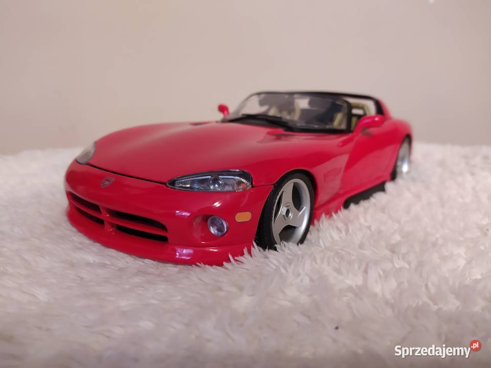 Dodge Viper czerwony 118 Bburago sprzedam