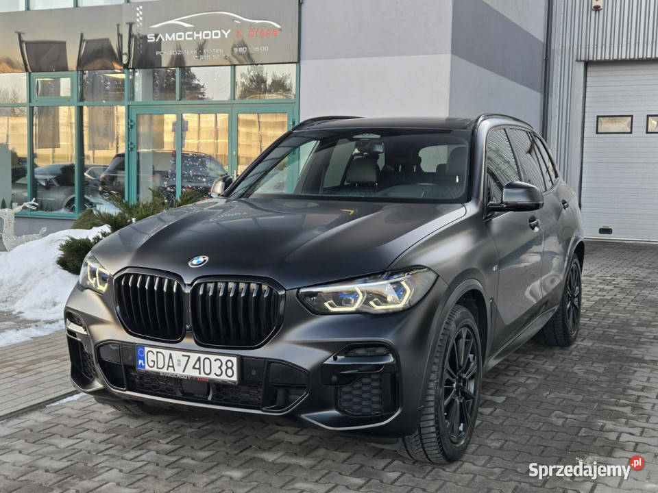 BMW X5 Black Vermilion Webasto Skrętna oś Fvat23 340KM sprzedam