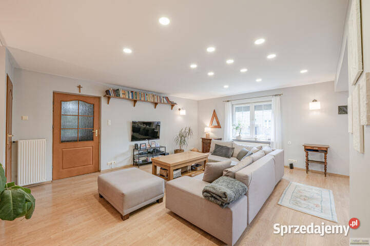 sprzedaży domu wolnostojącego 200m2 Opole 865m2