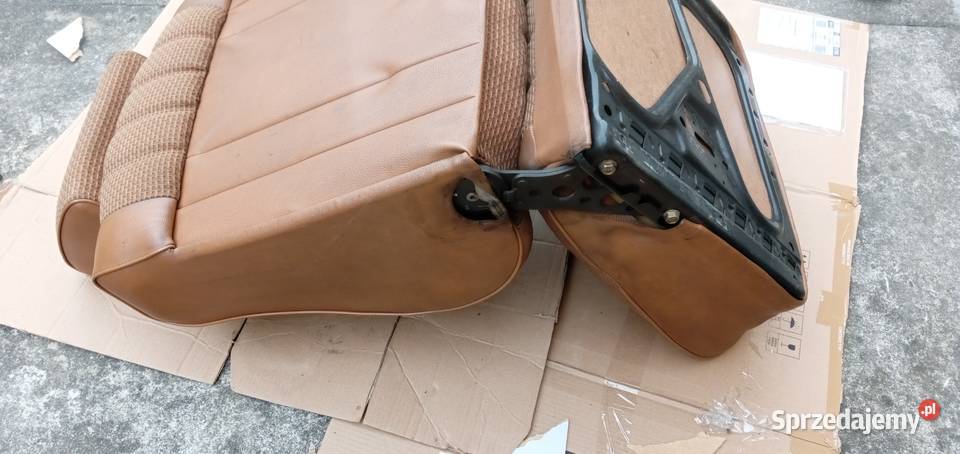 Fotel Mercedes W123 Rok produkcji 1978 Wyposażenie wnętrza