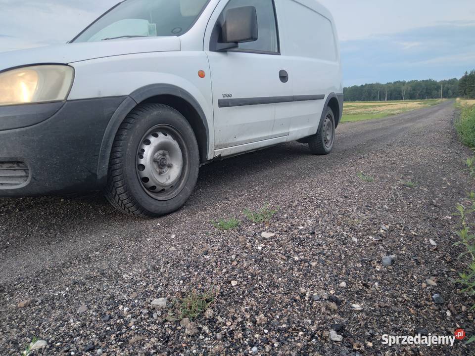 Opel combo 17 isuzu uszkodzony Łęczna