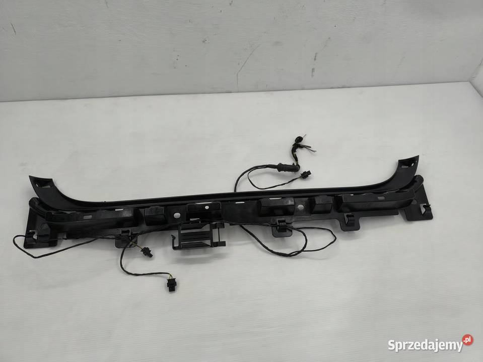 ŚLIZG ZDERZAKA TYŁ BMW E90 20B 7058522 osobowe Części montażowe sprzedam
