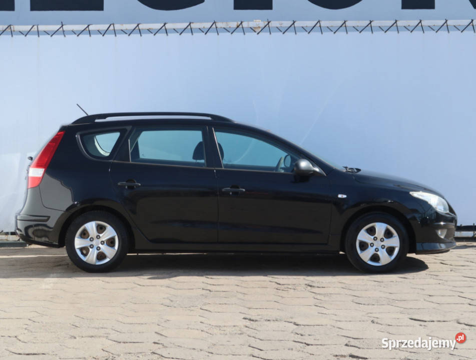 Hyundai i30 14 CVVT światła przeciwmgielne Łódź sprzedam