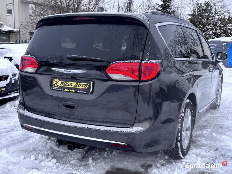 Chrysler Pacifica 2017 Warszawa