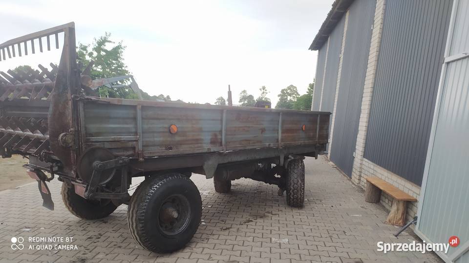 Rozrzutnik 2 osiowy nieuszkodzony Bełżyce